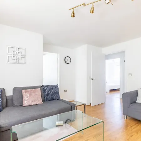 Modern 2Br Apartment - 25Min To Central London Exterior photo