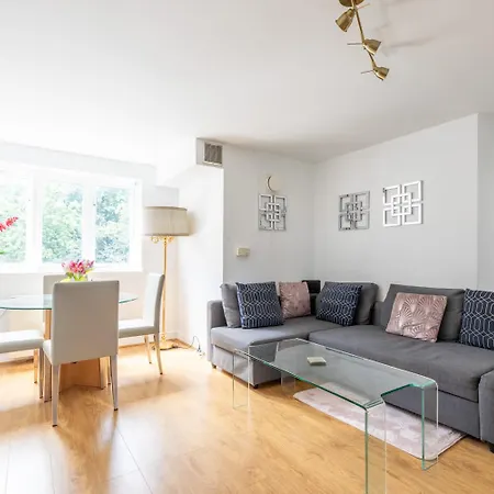 Modern 2Br Apartment - 25Min To Central London Exterior photo